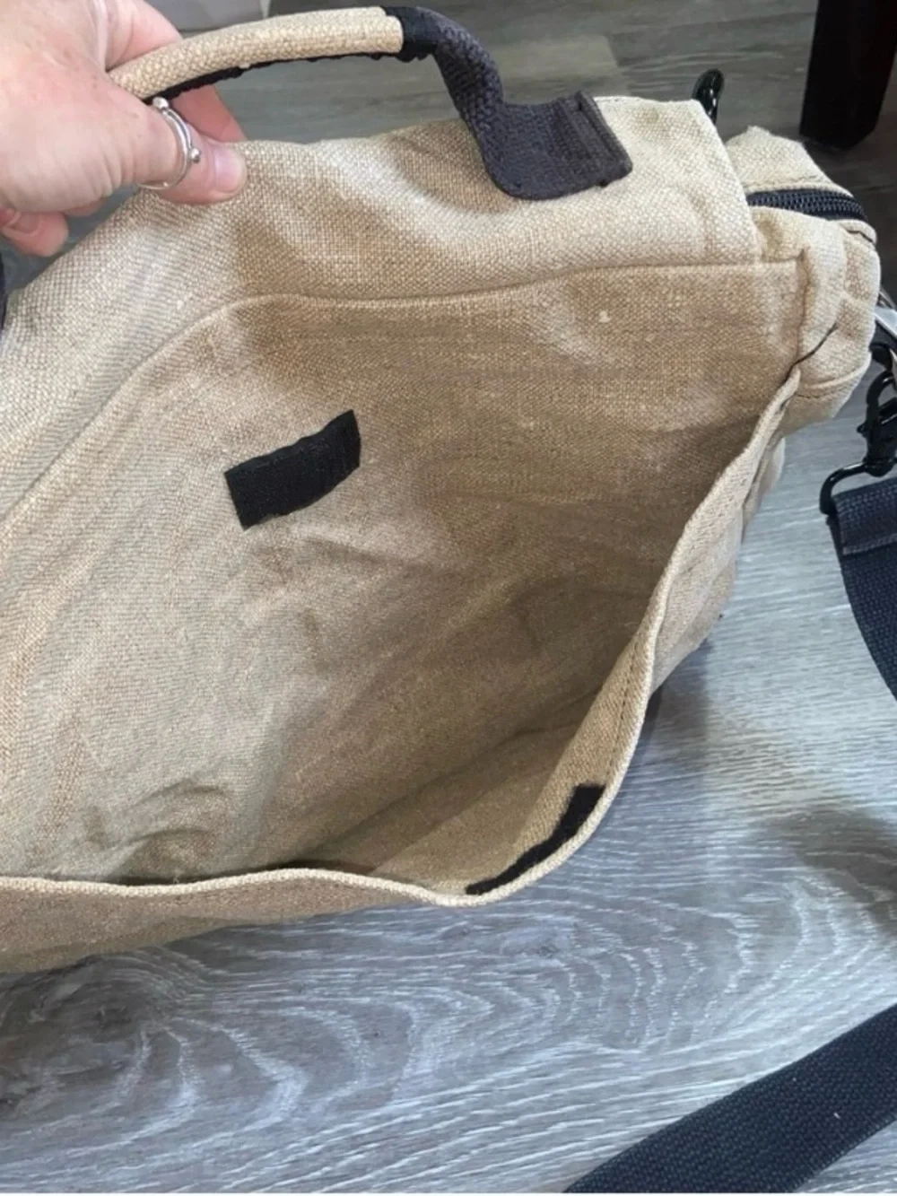 Artesian -- Hemp Messenger Bag